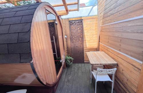 Apartment PLAZA -Wallbox 11kW- Private SPA- Jacuzzi, Infrared Sauna, Luxury massage chair, Parking, Entry with PIN 0 - 24h, FREE CANCELLATION 24 hours before Check In,Premium pillows and mattress - Photo 47