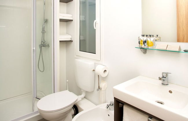 Floating Resort - Photo 14