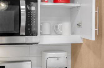 Luxury 1BR Newport Beach Condo with Pool and Gym - Foto 9