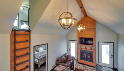 Tranquility Lake Getaway with Hot Tub on 27 Acres! - Foto 4