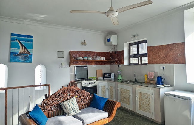 Seafarers Loft - Photo 8