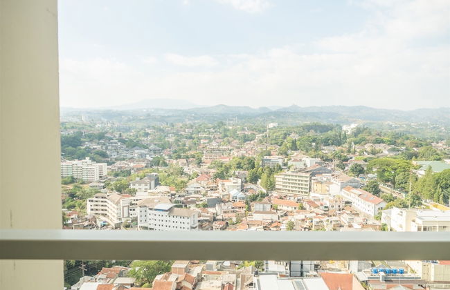 Compact 2BR with Sofa Bed at Parahyangan Residence - Foto 21