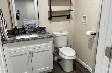 Gorgeous 10 Acre Estate POOL HOT TUB GAME ROOM - Foto 60