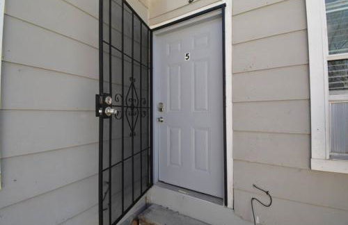 SuperValue Suite #5 @ East End Revitalized - Foto 7