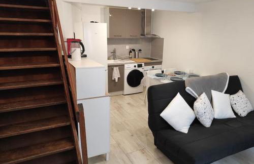 T2 Duplex Pamiers Plein Centre - Logement entier - Nouveau - Foto 5