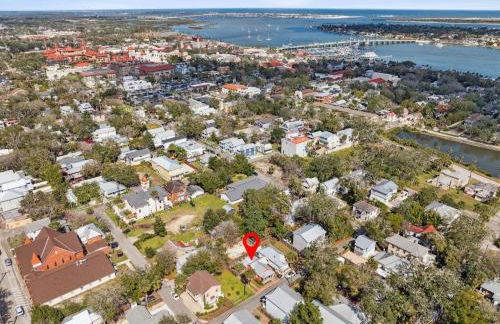 Little Lady Cottage | Hot Tub • Walk to downtown - Foto 19