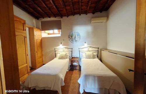 Casa Can Lluc con piscina, jardín y vista al campo - Foto 52