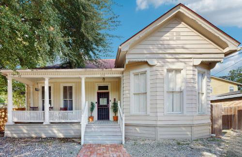 Downtown duplex with patio, enclosed backyard, washer/dryer, streaming, AC, WiFi - Foto 2