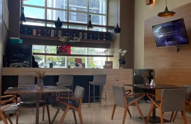 Jade Hotel Condomínio suite particular super king - Foto 11