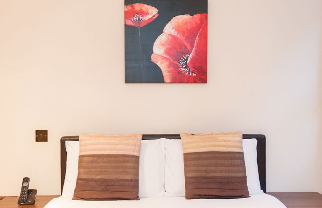 London Serviced Apartments - Photo 7