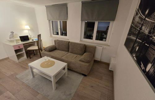 FERIENWOHNUNG 52m2 APARTMENT in ZITTAUER STADTZENTRUM INNENSTADT INNENRING TOP LAGE - WOHNEN AUF ZEIT IN ZITTAU - 2 RAUM WOHNUNG EINKAUFSSTRASSE - Foto 4