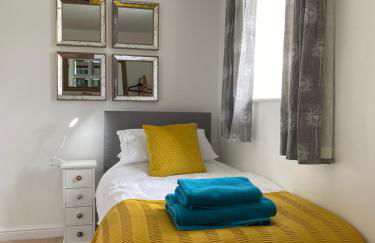 The Mews - Family space, garden, parking, balcony, view - Foto 8