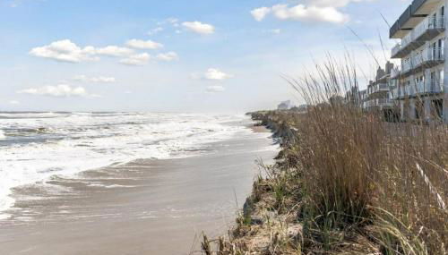 Spectacular 3 BR Condo One Block to the Beach - Foto 3