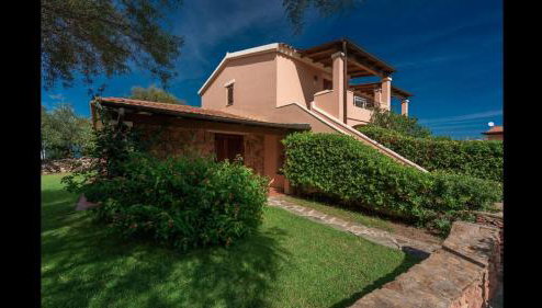 Outstanding Residenze Gallura 1 Bedroom Sleeps 4 Persons Plus Child bed Possible - Foto 1