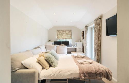 Luxury Countryside Retreat with Pool Surrey Hills Escape - Pass the Keys - Foto 18