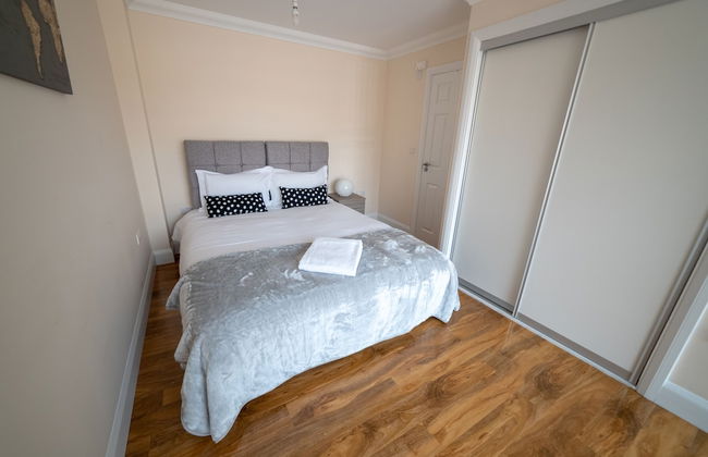 The Coach House by Riis Property - Photo 3