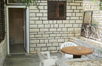 Apartment 51 - Photo 13