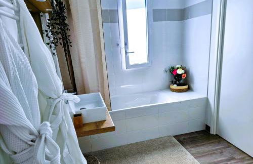 Lakeside Provence - Appartement classé 4 étoiles, Vue sur le lac de Monteux, Parking sous-sol, double clim - Foto 45