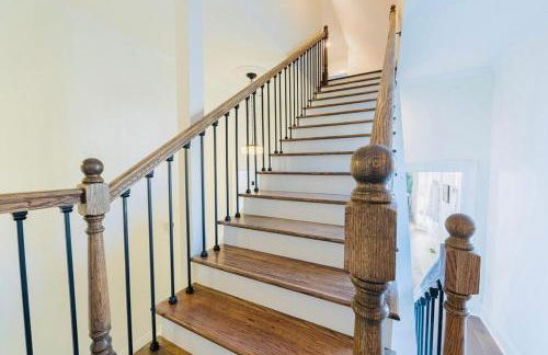 Near Ft Moore Ft Benning and CSU Restored Historic Home - Foto 25