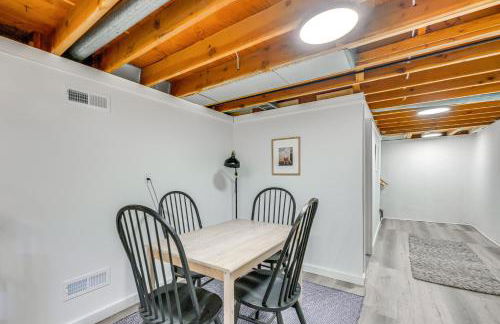 Charming Ann Arbor Getaway with Deck Near Downtown! - Foto 21