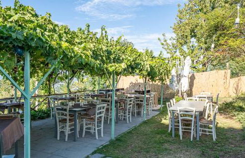 Pet Friendly Apartment In Montecastelli Pisano - Foto 2