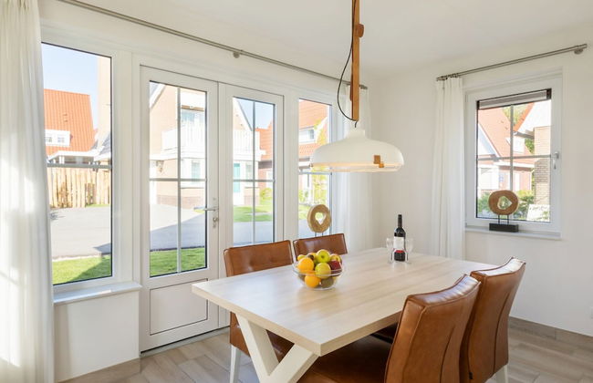 Luxury Villa, 2 Baths, nr Beach - Photo 13