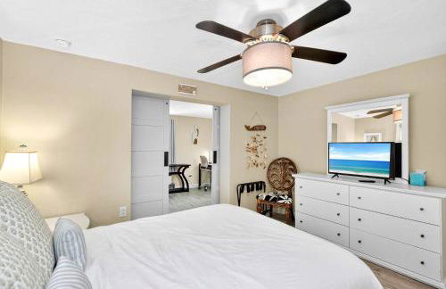 Tranquil Pool Home in Sarasota - Foto 19