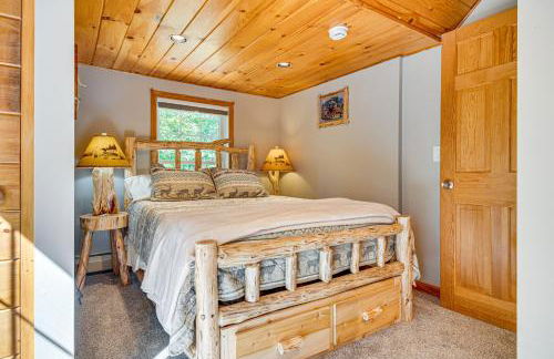 On Baxter Lake Wooded Retreat Near Trails - Foto 14