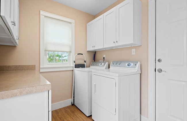 Magnolia Cottage by Miss Kitty’s - Photo 2