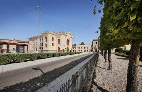 Le Barral - Photo 12