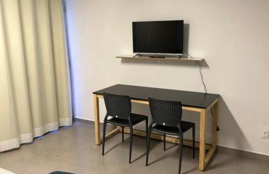 06 - AMPLO ESTÚDIO na Savassi com Área privativa, Vaga de garagem, Cozinha completa, próximo ao Life Center - Foto 21