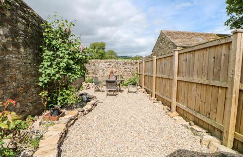 Hawthorne Cottage - Photo 27