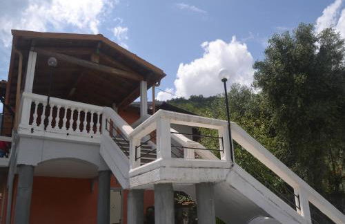 Nature Retreat in Testico - Photo 22