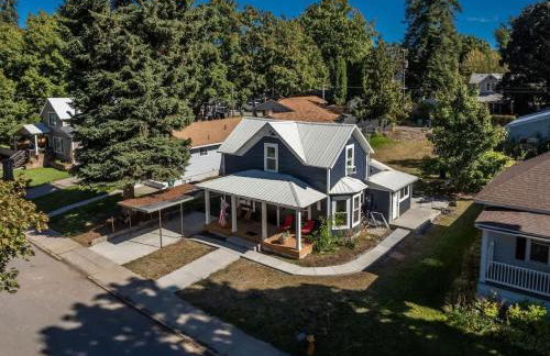 Flying Colors Cottage Walk to Downtown - Foto 42