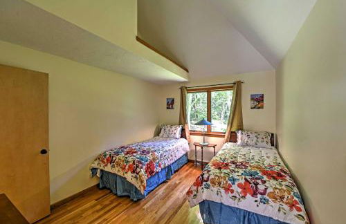 Families Welcome! East Falmouth Home 4 Mi to Beach - Foto 20