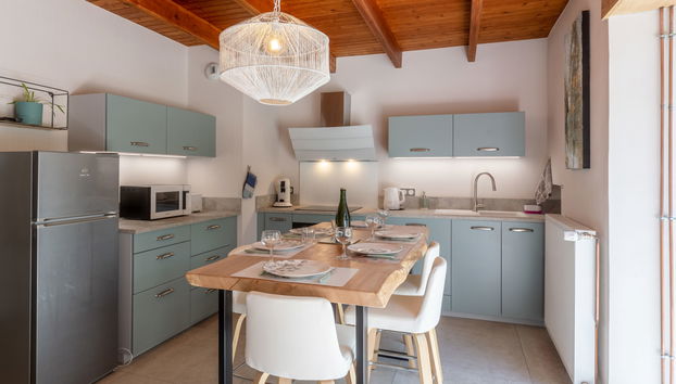 Kitchen / Dining Room