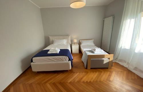 Casa Vacanza Alle Pratoline covered parking for bicycles and motorcycles - Foto 10