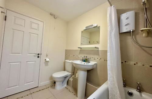 Super Apartment next to Bicester Village Sleeps 4 - Foto 13