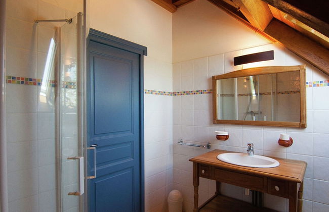 Elegant Villa in Saint-medard - Foto 8