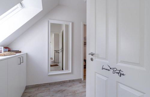 Feine Butze - Foto 13