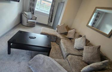 3 Bed Detached House & Hot Tub - Foto 4