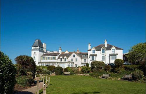 Deganwy Tower Apartment - Photo 29