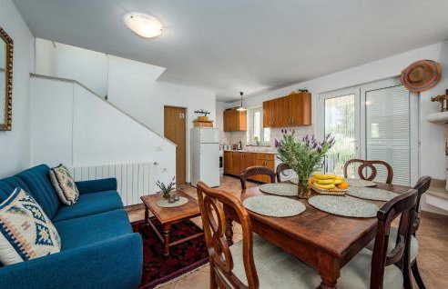 3 Bedroom Beautiful Home In Pavicini - Foto 2