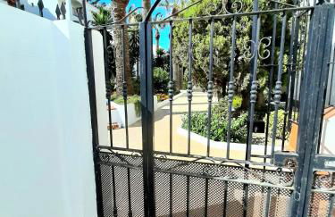 Beachfront Penthouse 3 double bedrooms, 2 bathrooms - Photo 8