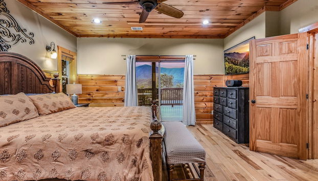 Bearmont Lodge 4 Bedroom Cabin by RedAwning - Foto 5, Habitación