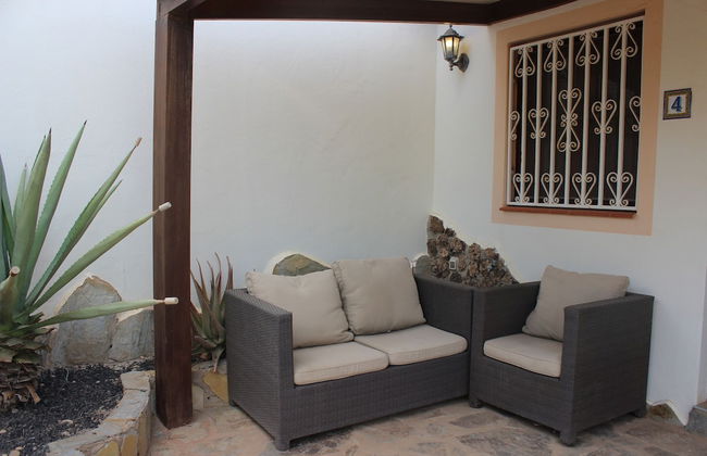 Comfortable 1-bed Bungalow in Parque Holandés - Photo 9