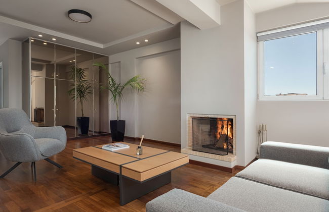 Athenian Grand Riviera Villa - Photo 37