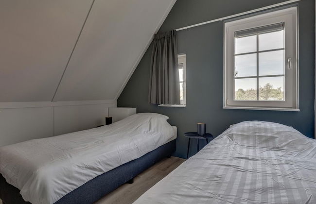 Cozy Holiday Home in a Holiday Park in Zeeland - Foto 3