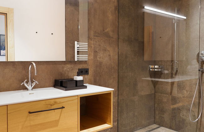 Apartment in Schrocken Near Ski Arlberg - Photo 8