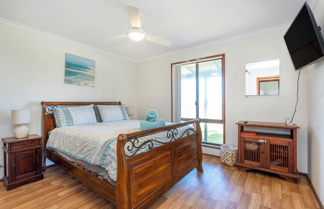 Cable's Beach House - Photo 1